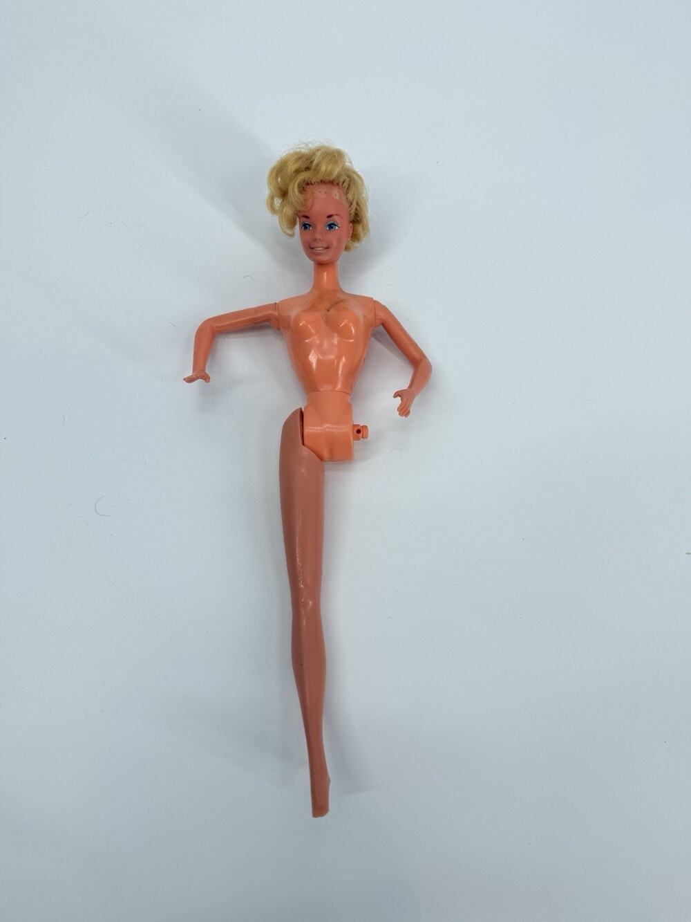Vintage Mattel Inc. Barbie Philippines Short blonde Hair Bendable Legs 1970s
